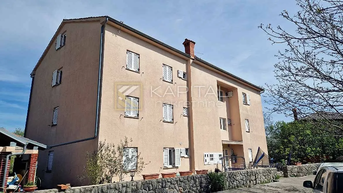 Opatija - Pobri, uređena garsonjera s lođom - Pobri, Opatija