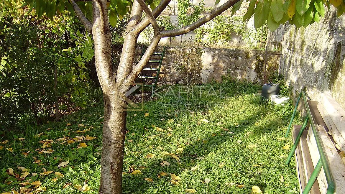 pećine - stan u villi s vrtom blizu mora! - slika 10