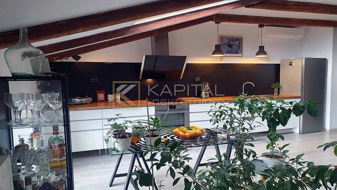 bulevard/ penthouse 136 m2 - slika 2