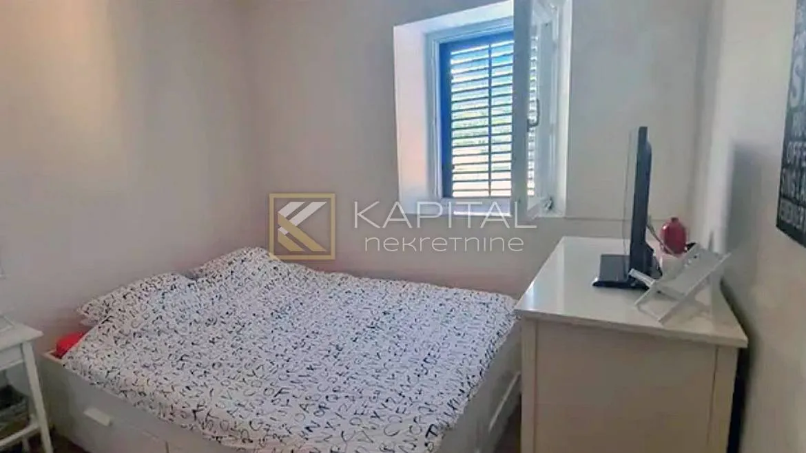 bribir, 70 m2 , novo adaptirani stan - slika 2