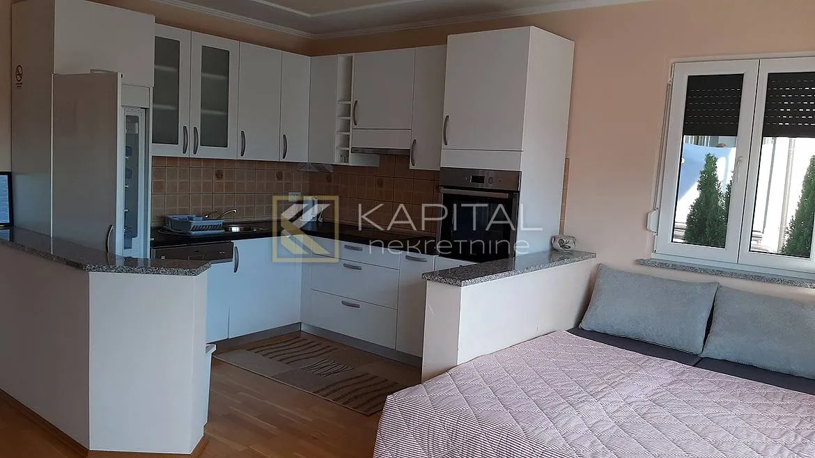 lovran, kuća s velikim potencijalom - slika 4
