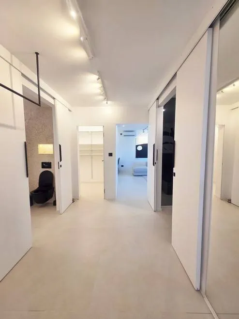 brajda – prekrasan, moderno namješten stan 67 m2 s liftom i pogledom - slika 9