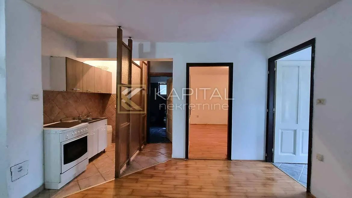 pobri, stan 60 m2, 1s+db, terasa 30 m2, vrt 90 m2! - slika 3