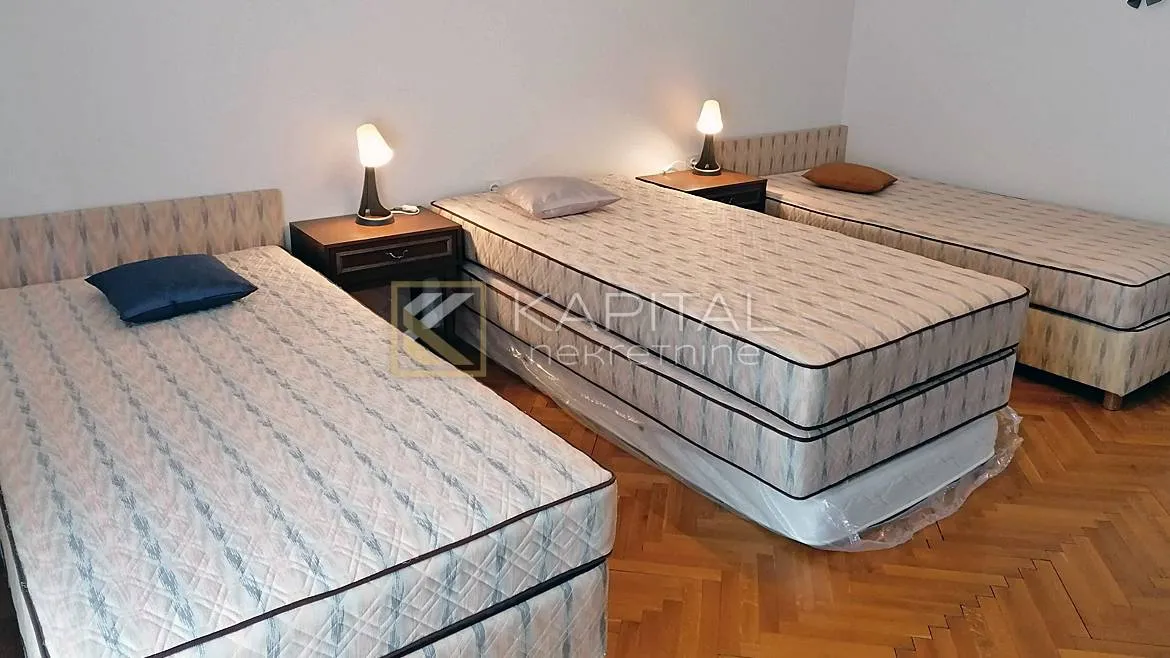 kastav, samostojeća kuća s velikom okućnicom - slika 12
