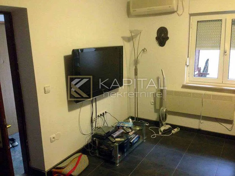 crikvenica, prizemna etaža s 3 apartmana, prilika!! - slika 11