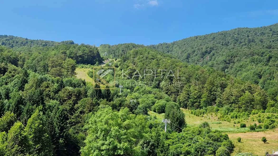 bjelolasica, novogradnja nadomak žičare - slika 3