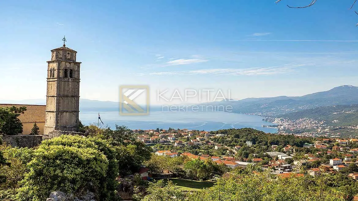 kastav, kuća 2 stana, 1650m2, pogled, - slika 18
