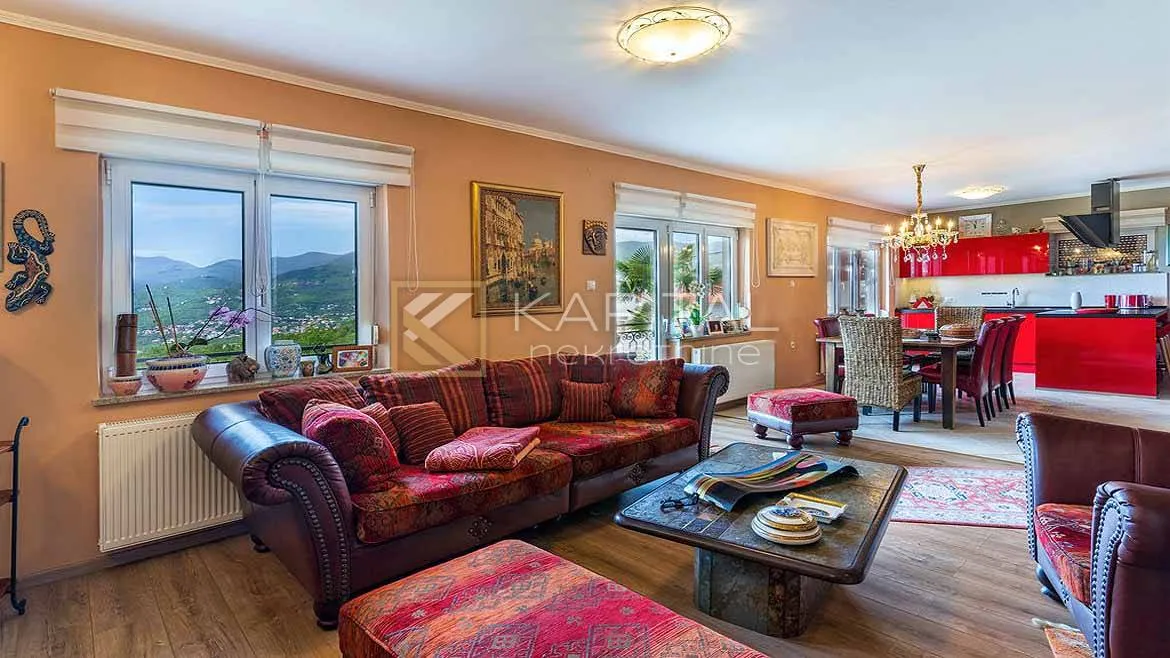kastav, kuća 2 stana, 1650m2, pogled, - slika 16