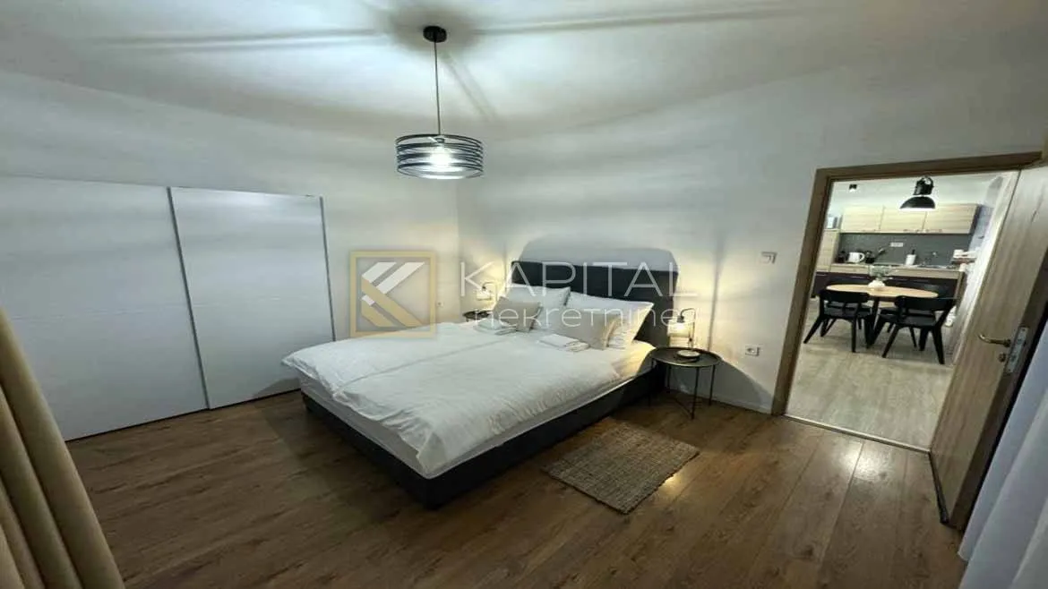 rijeka korzo, dva uređena apartmana - slika 3