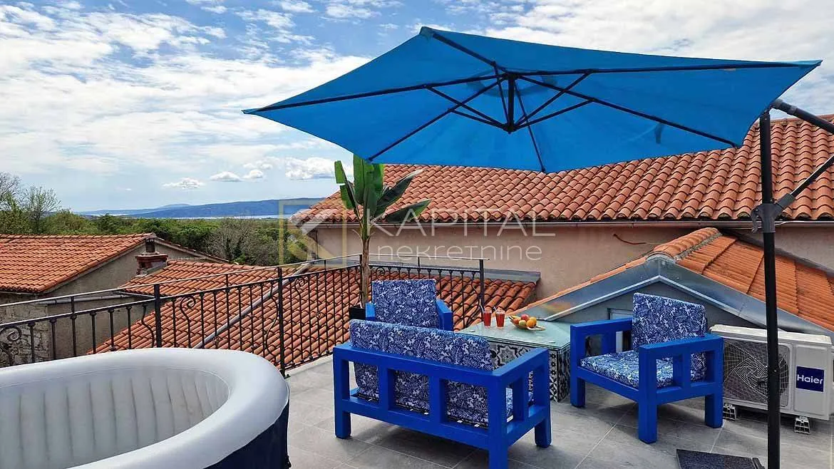 Otok Krk, Bajčići, obnovljena starina 80 m2 - Bajčići, Krk