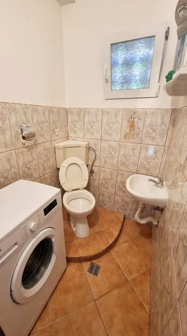 rijeka trsat, etaža kuće s okućnicom i garažom! - slika 10