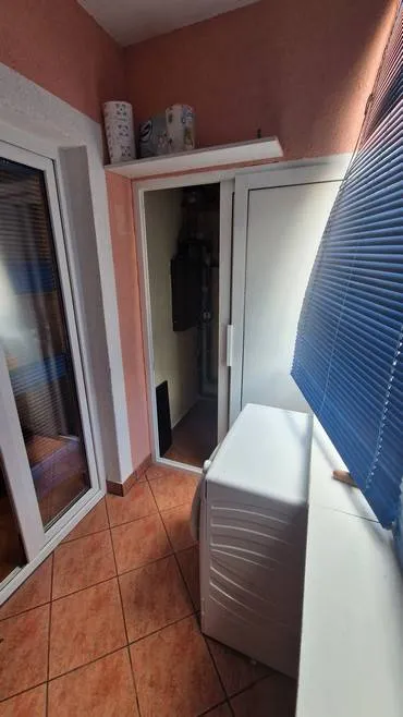 donja drenova. 2s+db, 2 balkona, parkirno mjesto - slika 7