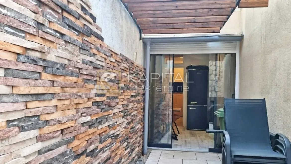 dramalj, 27m2 + 33m2 terasa, 300m od mora, parking, čisti papiri - slika 7