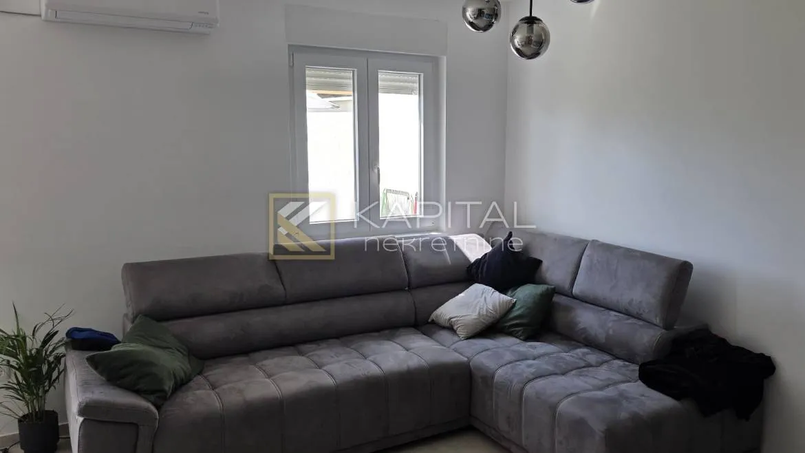 rijeka-moderan luksuzan stan s pogledom i okućnicom! - slika 7