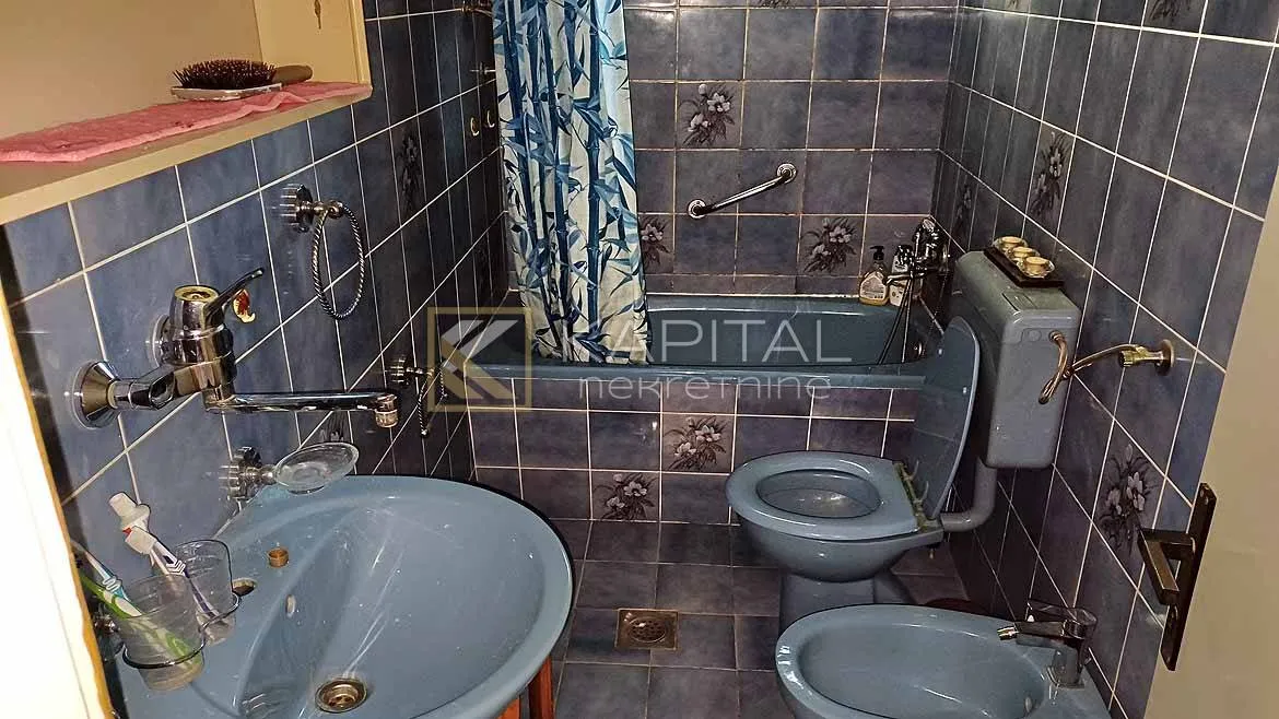 jadranovo, samostojeća kuća s garažom - slika 6