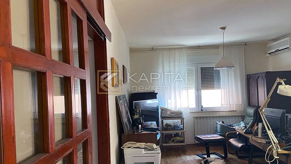 zamet kuća s dva stana - slika 5