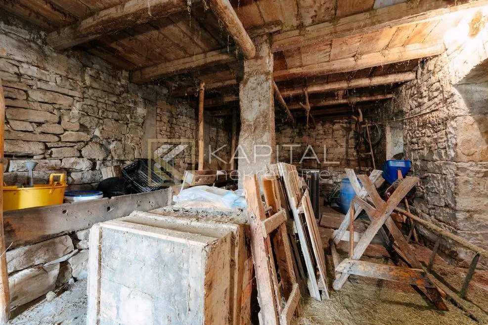 istra, cerovlje - samostojeća kuća s okućnicom - slika 24