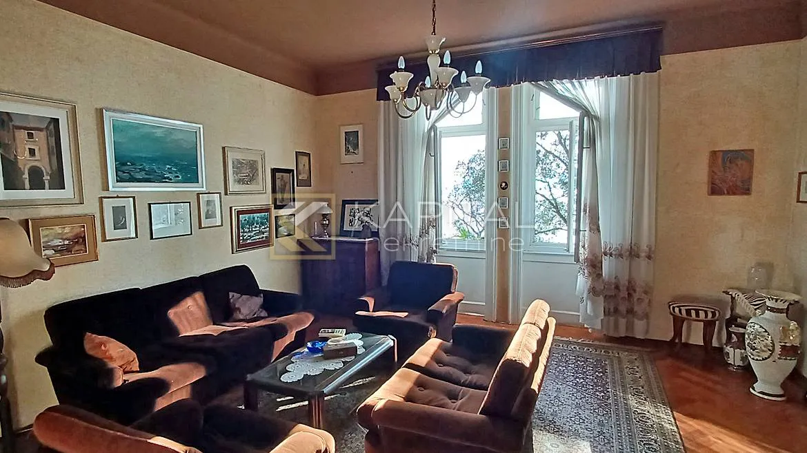 opatija vila s dva stana - slika 2