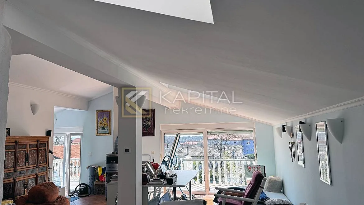 Viškovo, etaža od 110m2 na 2.katu! - Saršoni, Viškovo