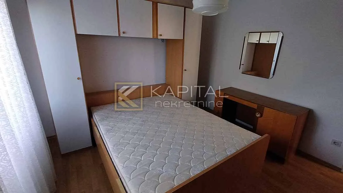 jadranovo, samostojeća kuća s garažom - slika 11