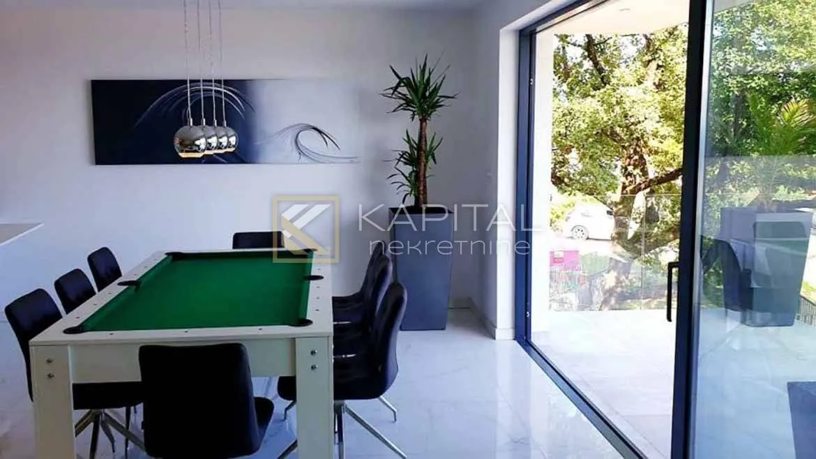 opatija, villa s bazenom - slika 11