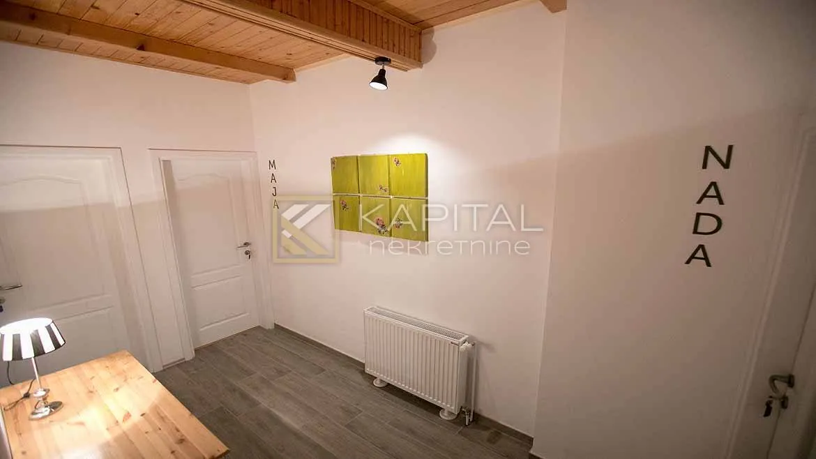 bjelolasica - mali hotel sa 6000 m2 terena - slika 14