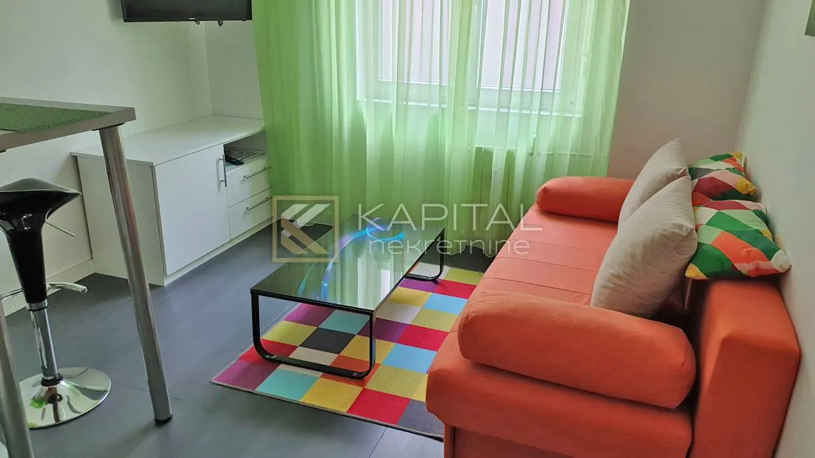 rijeka širi centar, dva adaptirana stana - slika 7
