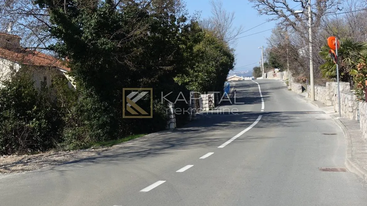 kostrena kuća samostojeća starina na 560m2 - slika 2