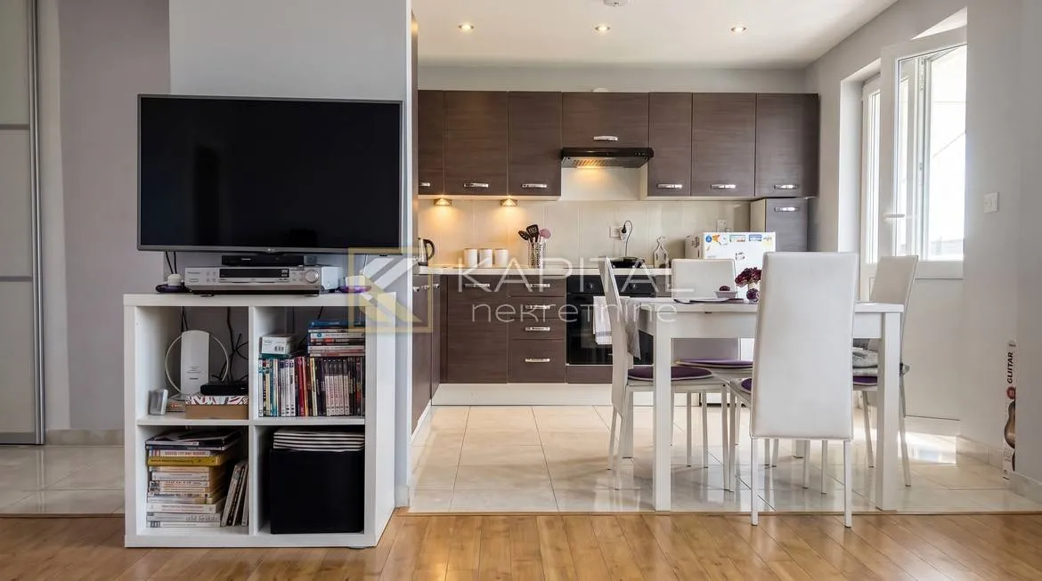 podmurvice, 1s+db s pogledom na more, 46 m2 (u naravi 52 m2), a+, odmah useljiv - slika 6