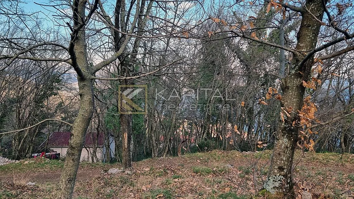 građevinsko zemljište 3046 m2 - slika 2