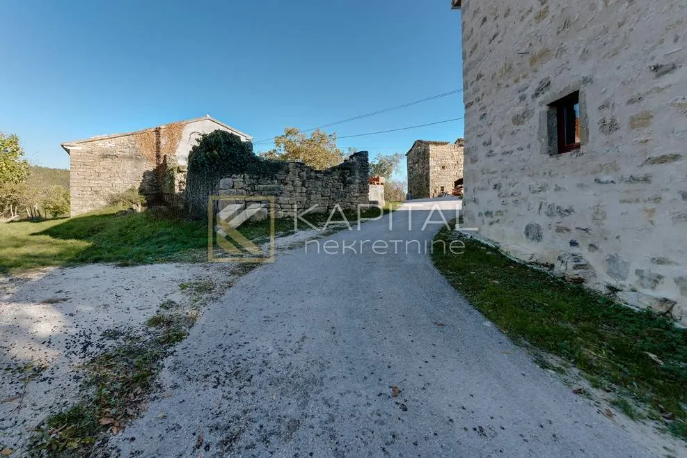 istra, cerovlje - samostojeća kuća s okućnicom - slika 9