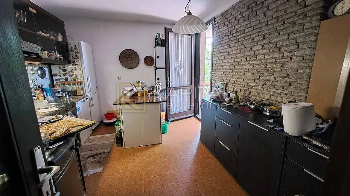 kostrena, jedinstvena prilika, stan u kući! - slika 5