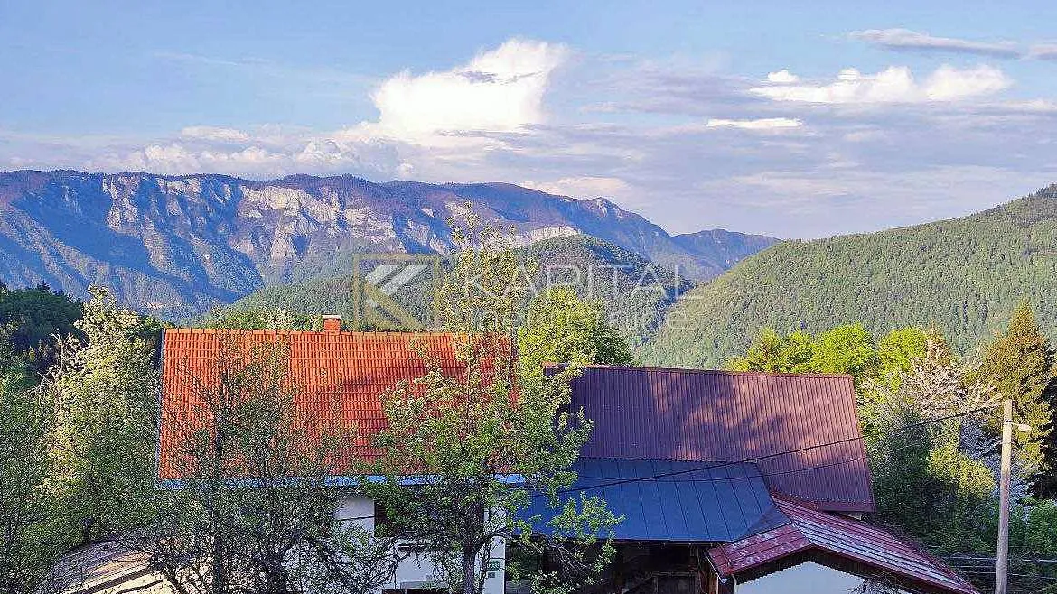 Gerovo, kuća na vrhu brijega - Hrib, Čabar