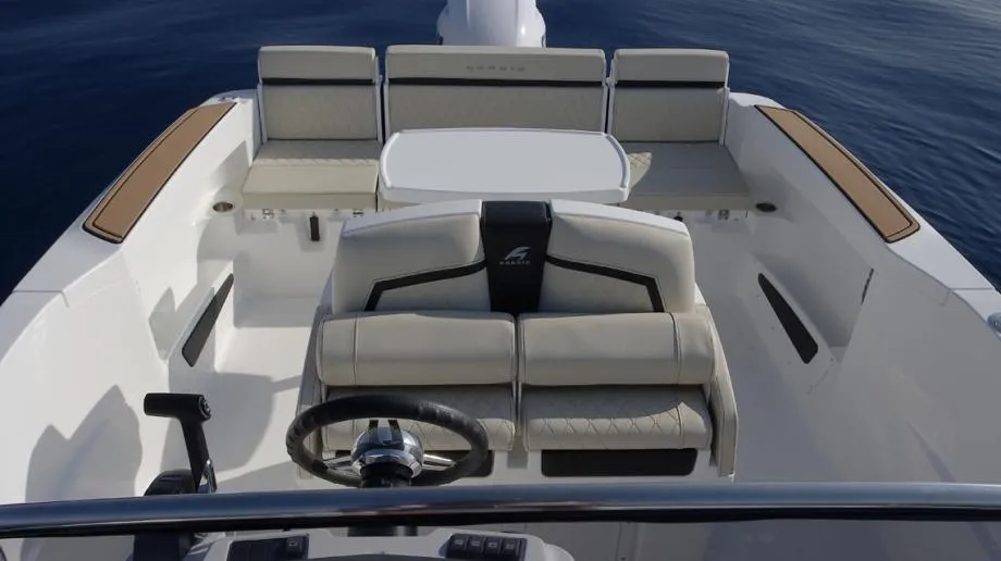 karnic 6.70 m (sl602) - sundeck, model 2024 - slika 12
