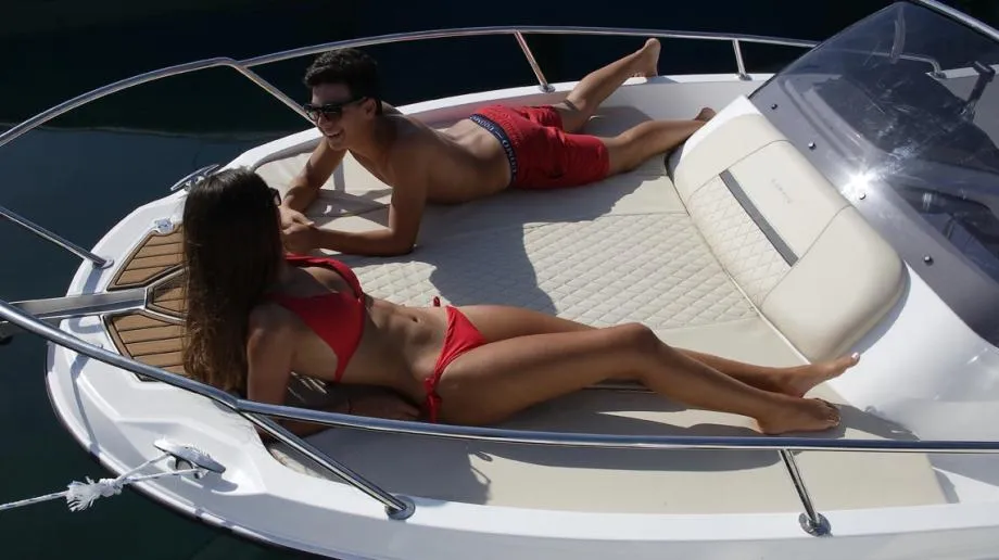 karnic 6.70 m (sl602) - sundeck, model 2024 - slika 13