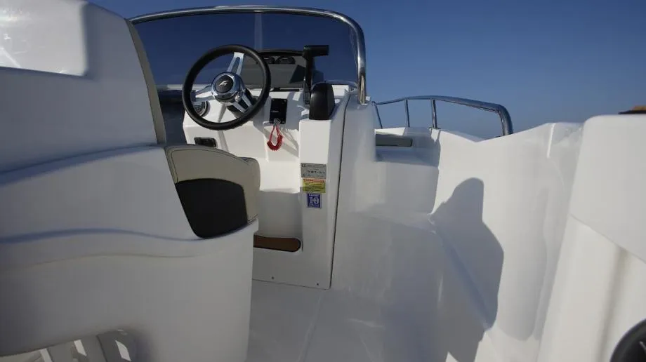 karnic 6.70 m (sl602) - sundeck, model 2024 - slika 12