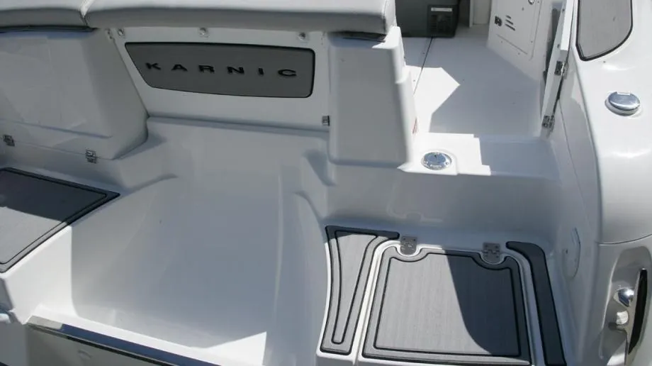 karnic 7,08 m (22sr) - cabin cruiser, model 2023 - slika 15