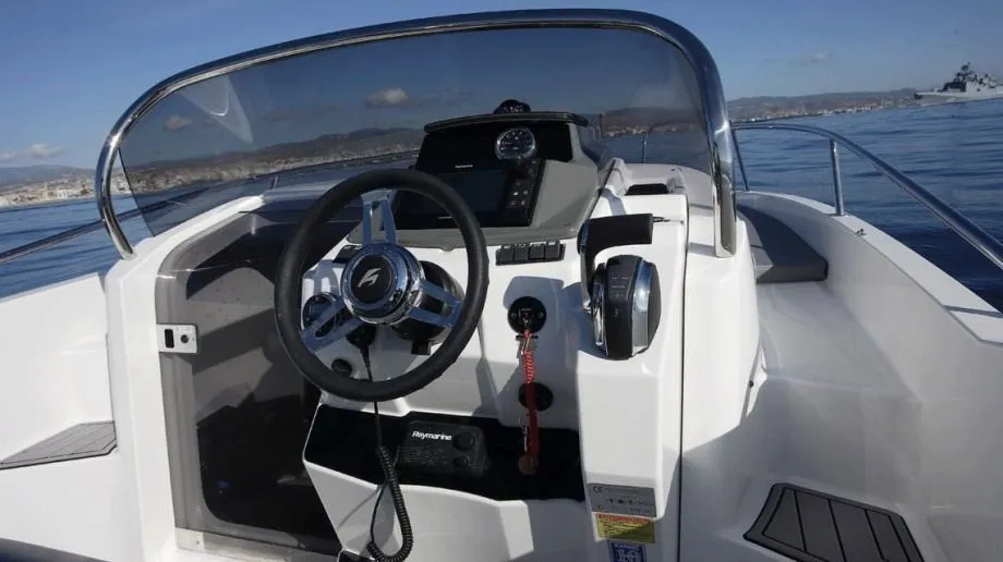 karnic 7.15 m (sl652) - sundeck, model 2024 - slika 7