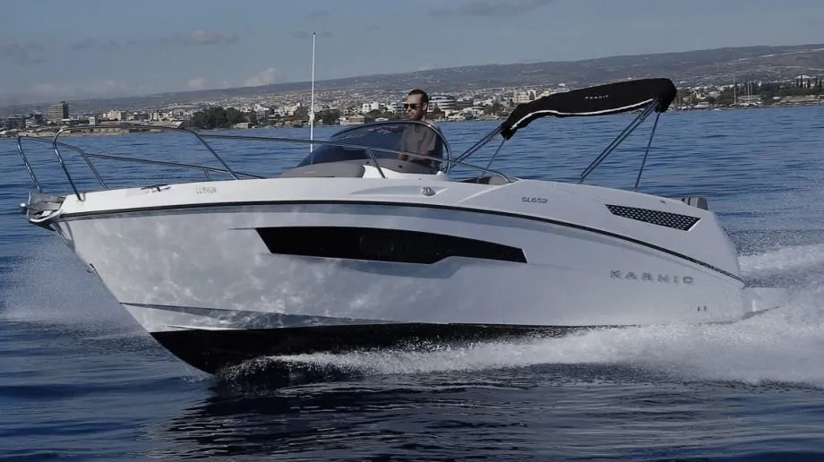 karnic 7.15 m (sl652) - sundeck, model 2024 - slika 12