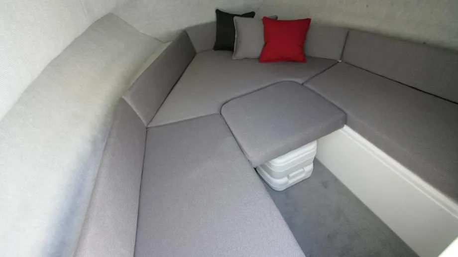 karnic 7,08 m (22sr) - cabin cruiser, model 2023 - slika 5