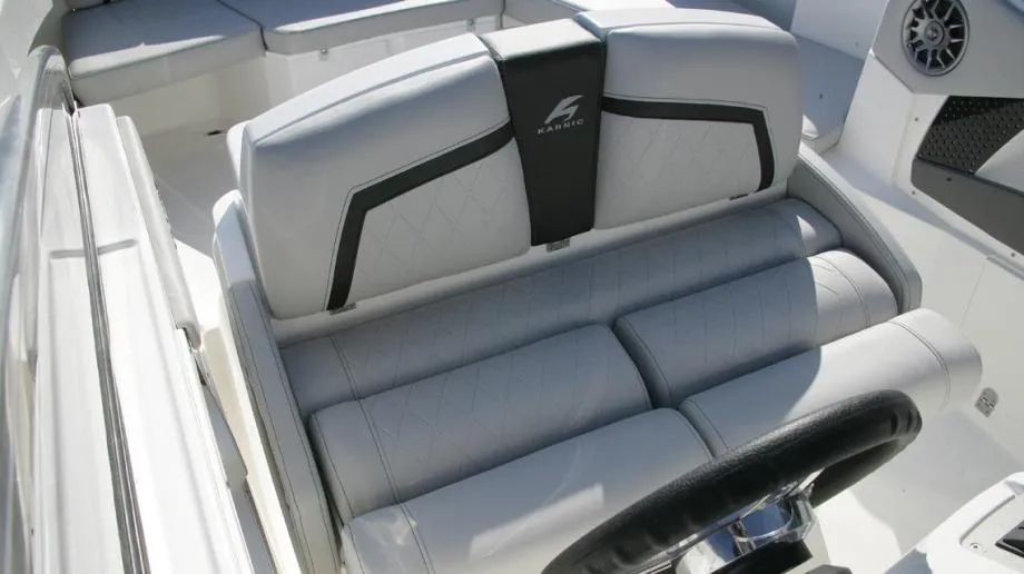 karnic 7,08 m (22sr) - cabin cruiser, model 2023 - slika 7