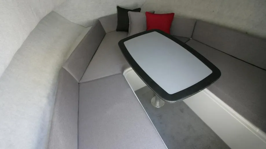 karnic 7,08 m (22sr) - cabin cruiser, model 2023 - slika 9