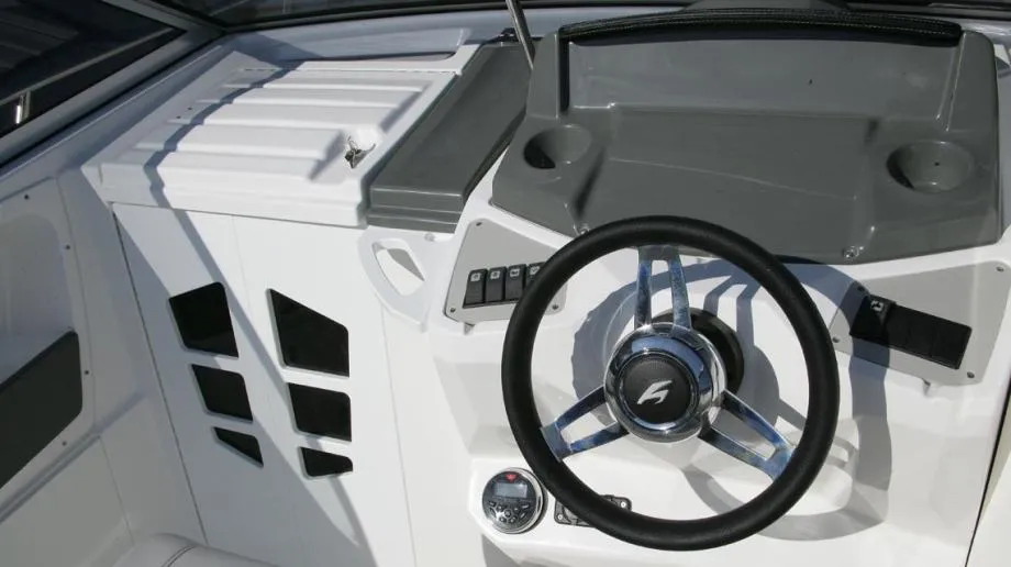 karnic 7,08 m (22sr) - cabin cruiser, model 2023 - slika 13