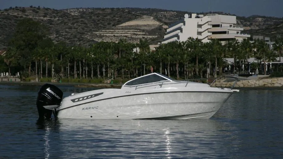 karnic 7,08 m (22sr) - cabin cruiser, model 2023 - slika 17