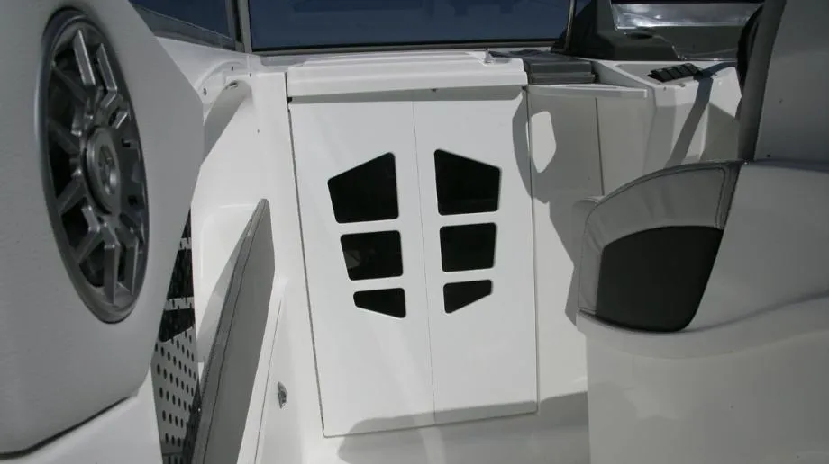 karnic 7,08 m (22sr) - cabin cruiser, model 2023 - slika 18