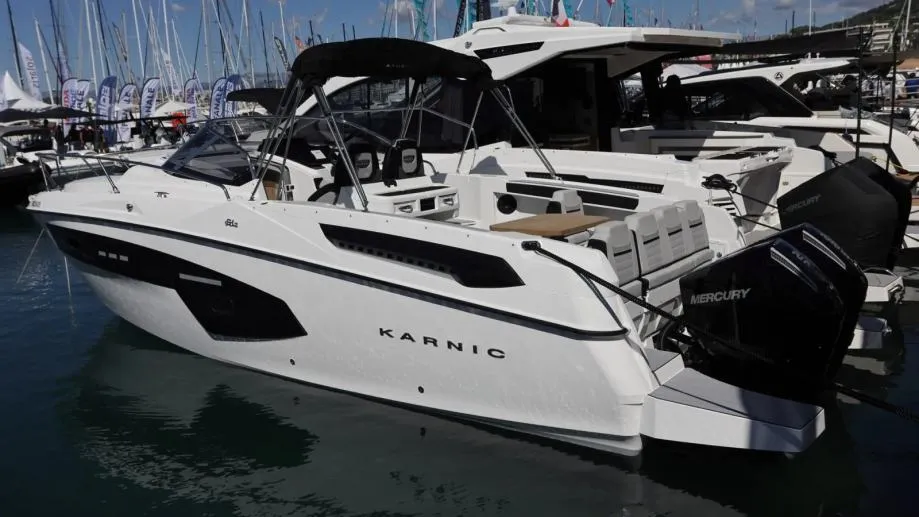 KARNIC 9,35 m (SL902) S KABINAMA, MODEL 2026 - Zagreb