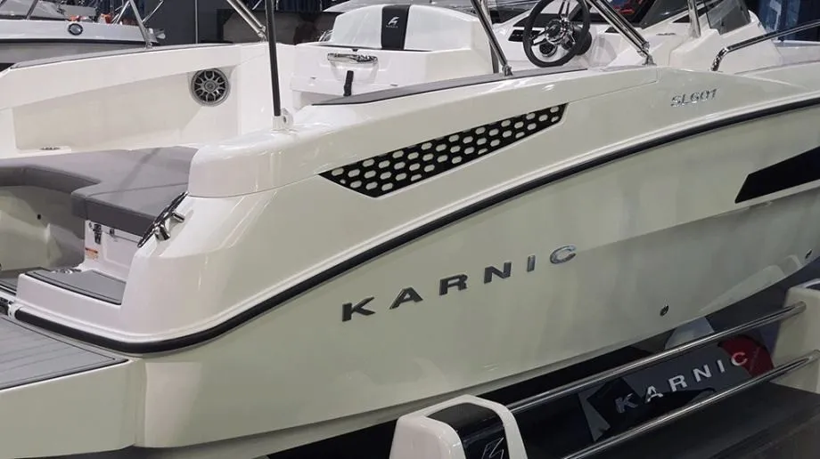 karnic 6.70 m (sl601) - otvoreni pramac/kabina u konzoli, model 2024 - slika 8