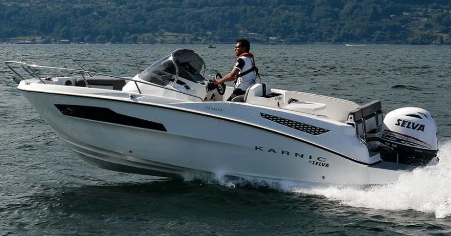 karnic 6.70 m (sl601) - otvoreni pramac/kabina u konzoli, model 2024 - slika 4