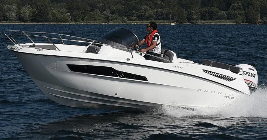 karnic 6.70 m (sl601) - otvoreni pramac/kabina u konzoli, model 2024 - slika 9
