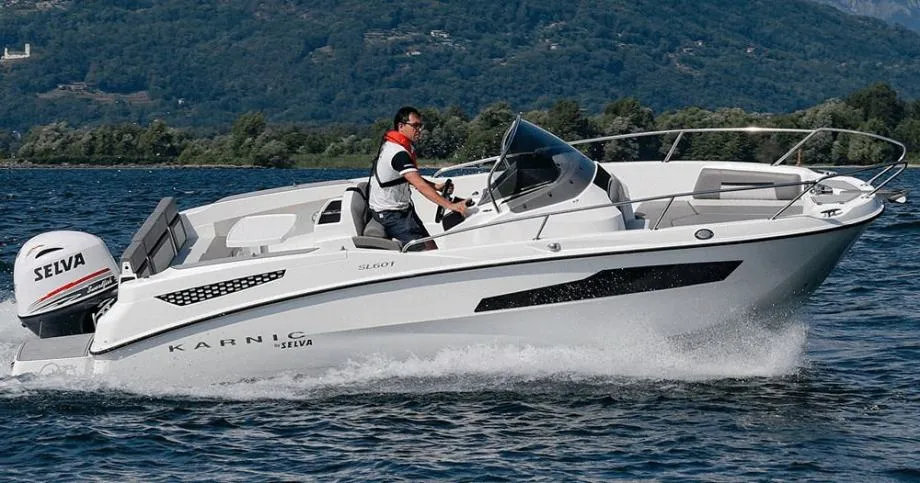 karnic 6.70 m (sl601) - otvoreni pramac/kabina u konzoli, model 2024 - slika 16